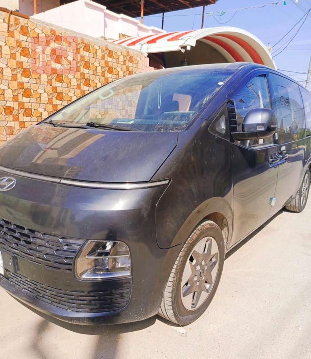 هيونداي ستاريا